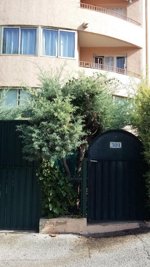 Bandol Studio 外观 照片